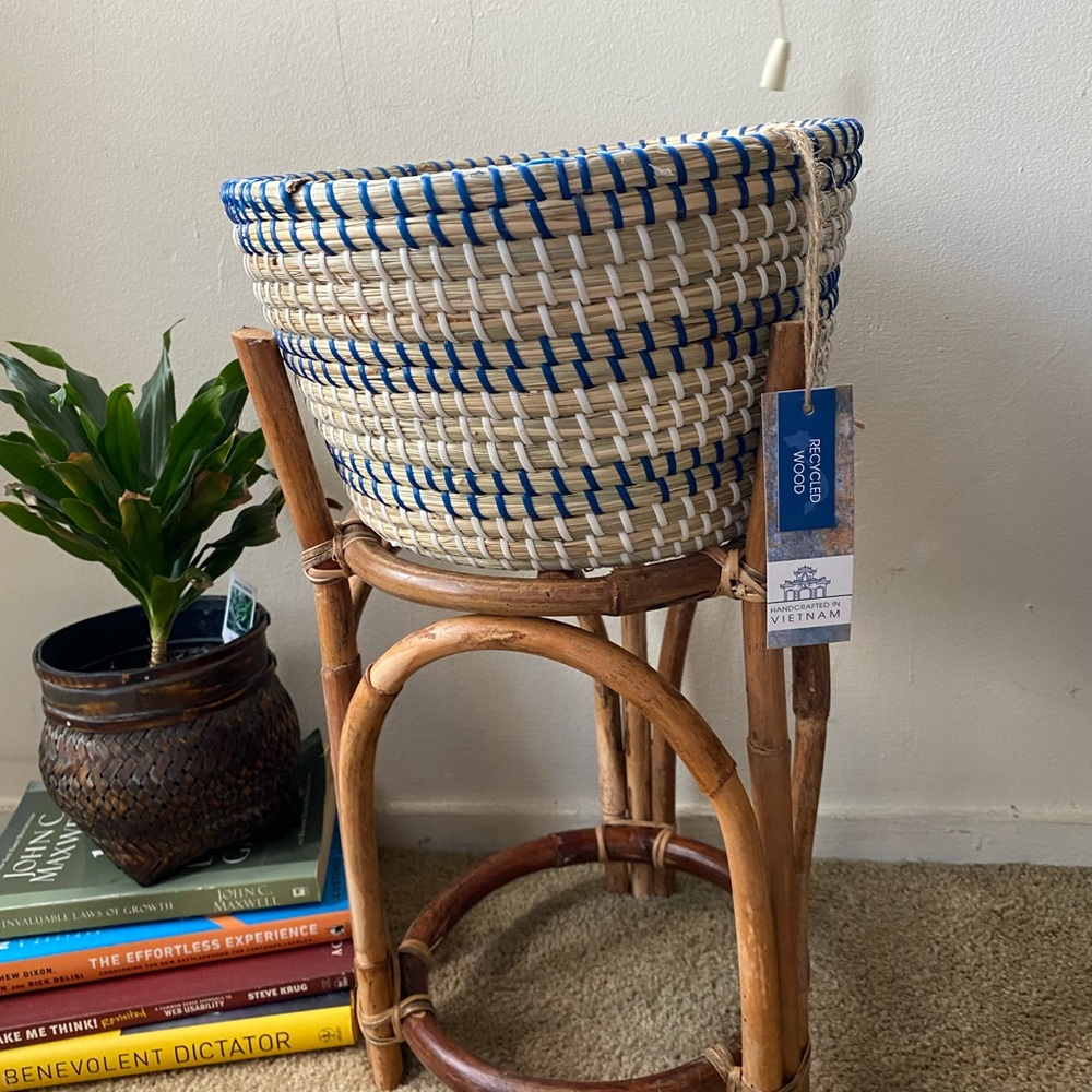 Boho Rattan Standing Planter NWT - Picture 8 of 10